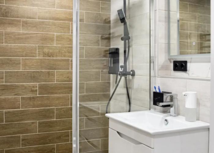Uyutnaya s dizaneynerskim remontom v tsentre goroda Flat