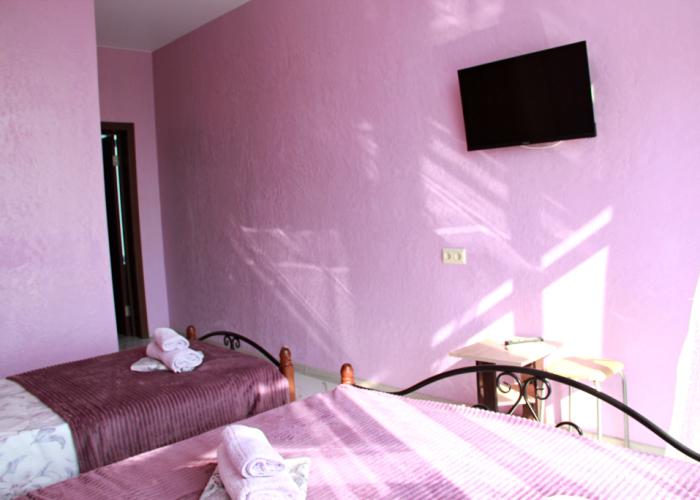 Rozovaya Laguna Guest House