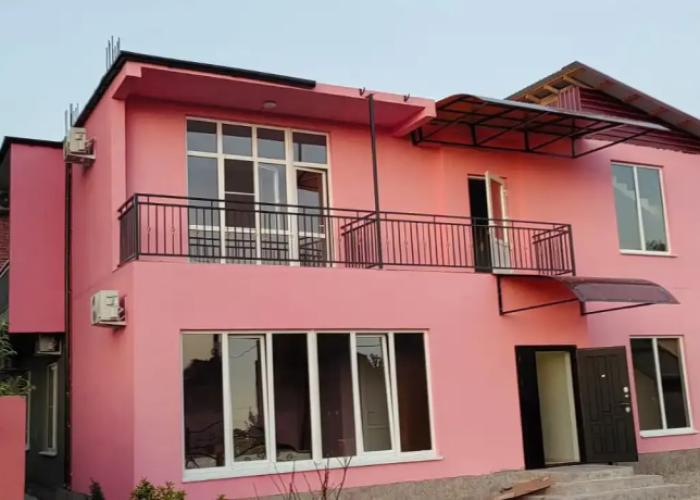 Rozovaya Laguna Guest House
