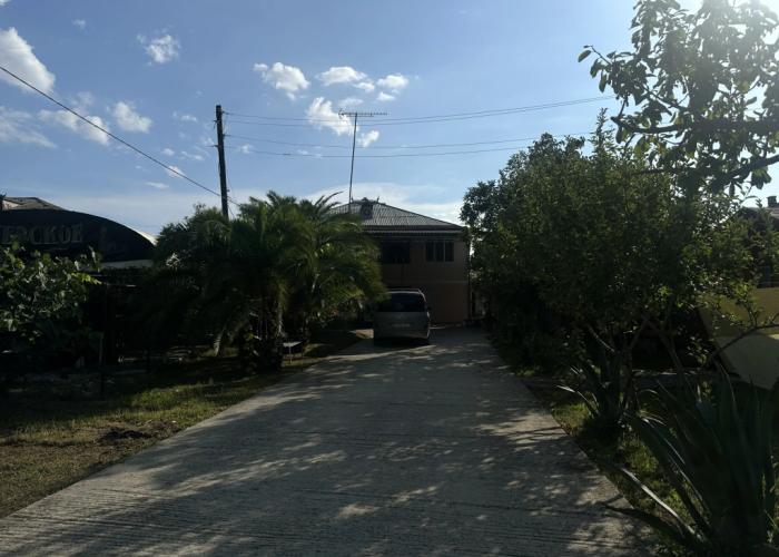 KriArt on Kamo 19 Guest house