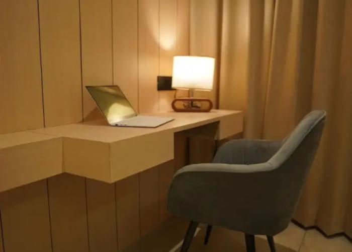 Crown Park Luxury Hotel