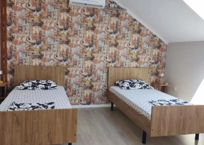 Prostornye i Komphortnye y Morya do 10 chelovek v H.Betta Apartments