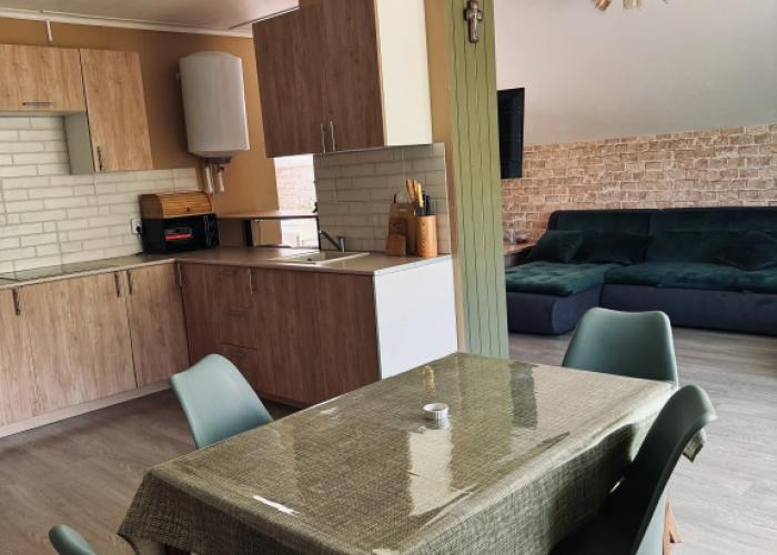 Prostornye i Komphortnye y Morya do 10 chelovek v H.Betta Apartments