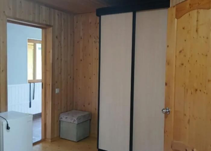 Na Pervom Etazhe Flat