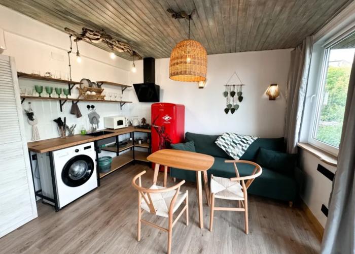 Studiya S Sovremennym Interyerom Flat
