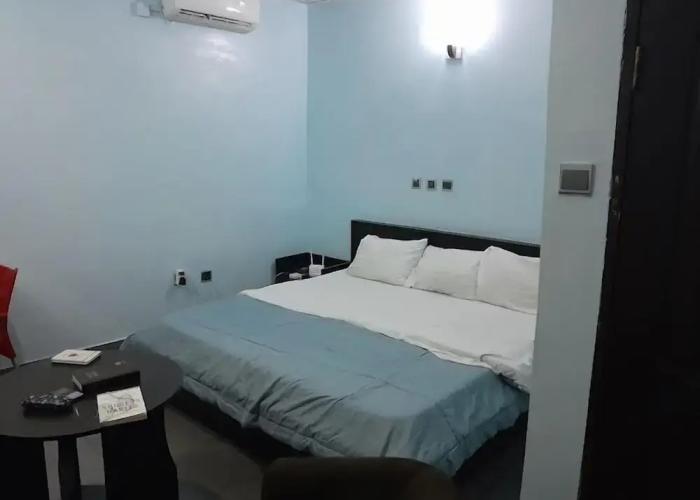 Epitome Hotel