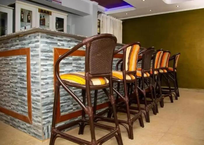 Mojoh Inn Hotel