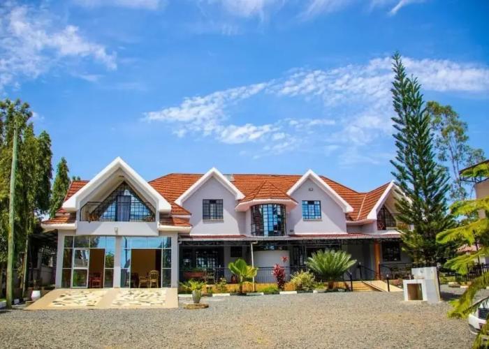 Mojoh Inn Hotel