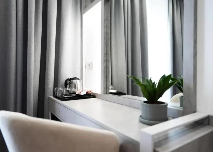Naos Luxury Hotel