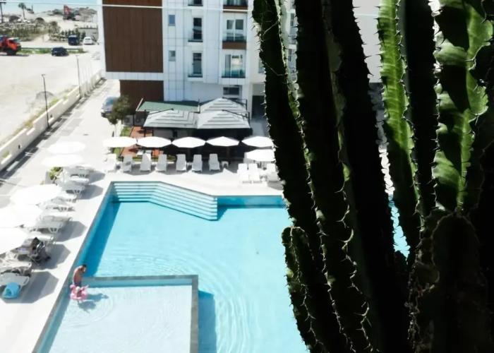 Naos Luxury Hotel