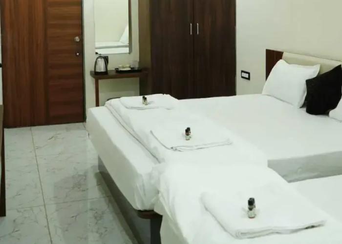 Hotel kailash inn