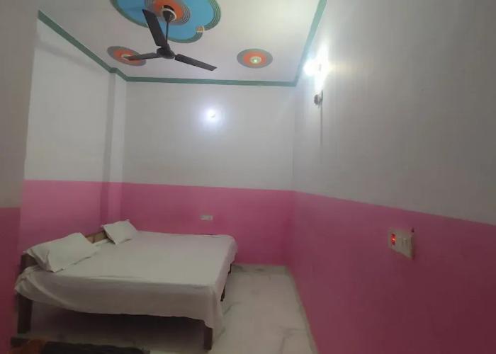 Rudrakasha Guest House By GRB