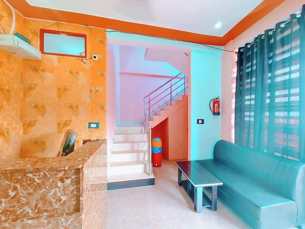 фото Hotel Raghukul