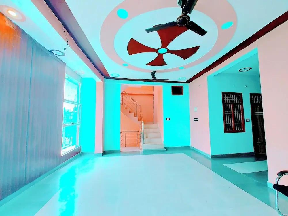 фото Hotel Raghukul