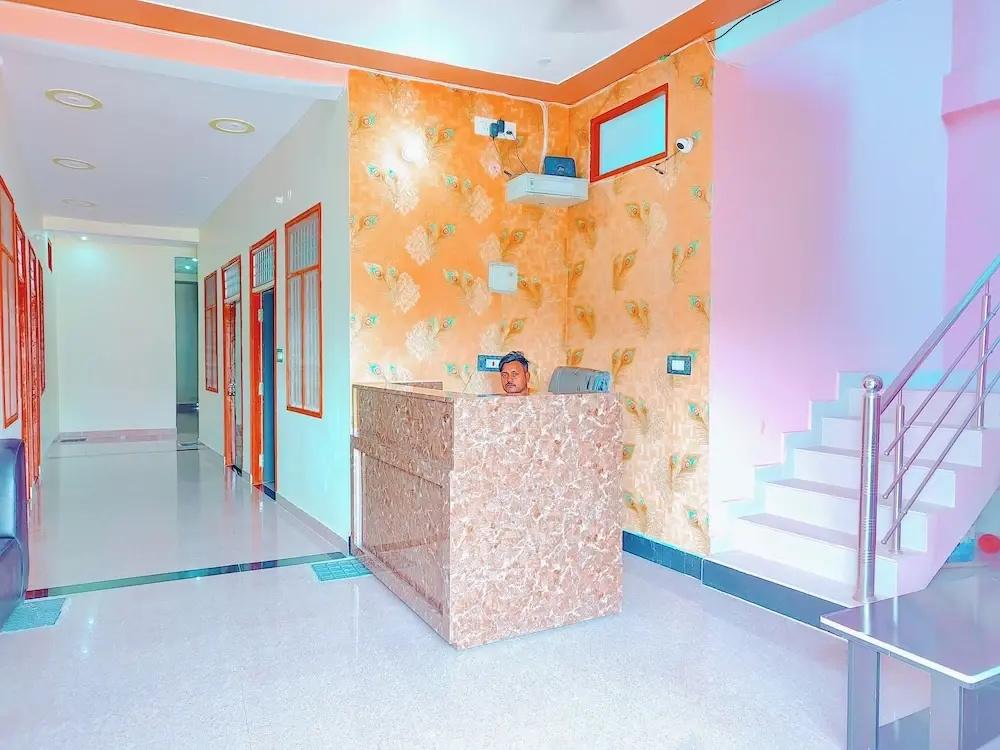 фото Hotel Raghukul