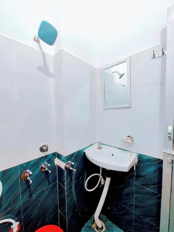 фото Hotel Raghukul