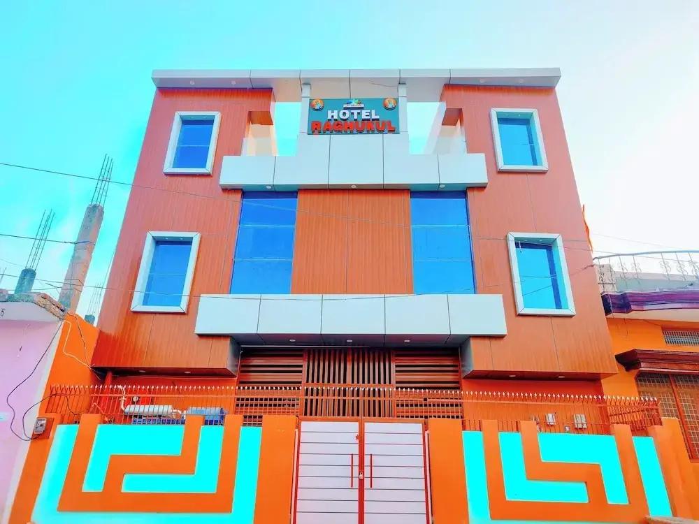 фото Hotel Raghukul