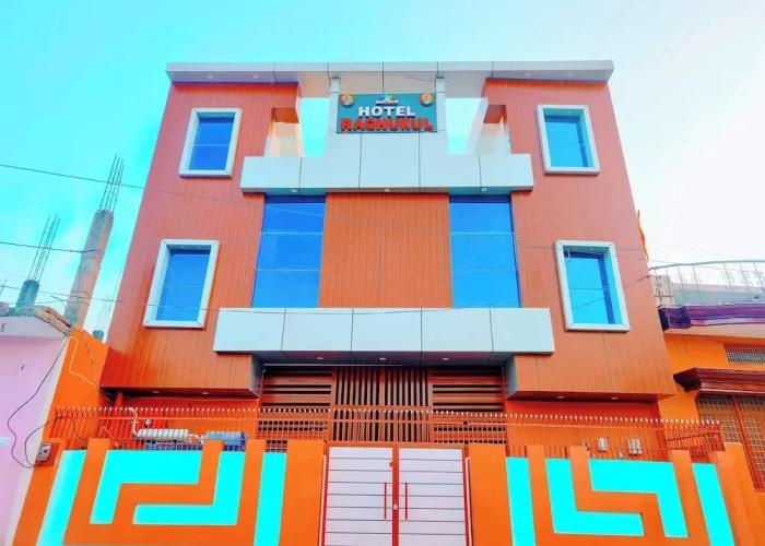 Hotel Raghukul