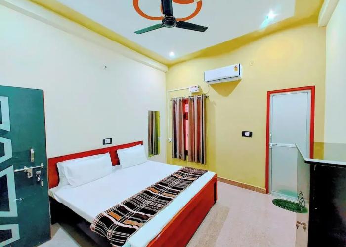 Hotel Raghukul