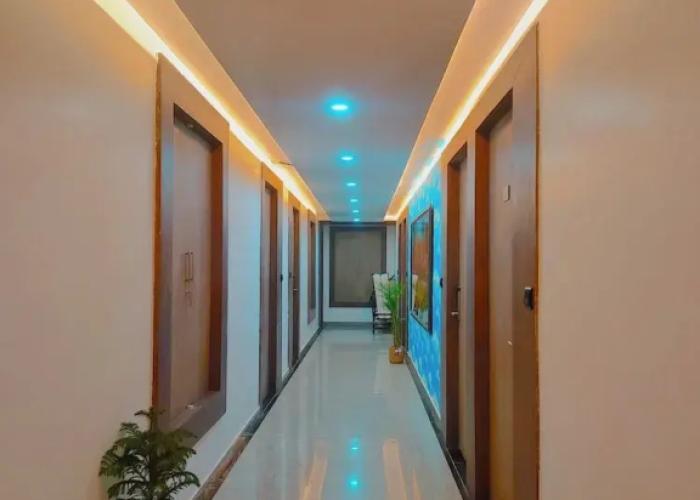 Sitaynam Hotel & Resort-Infront RAM Temp