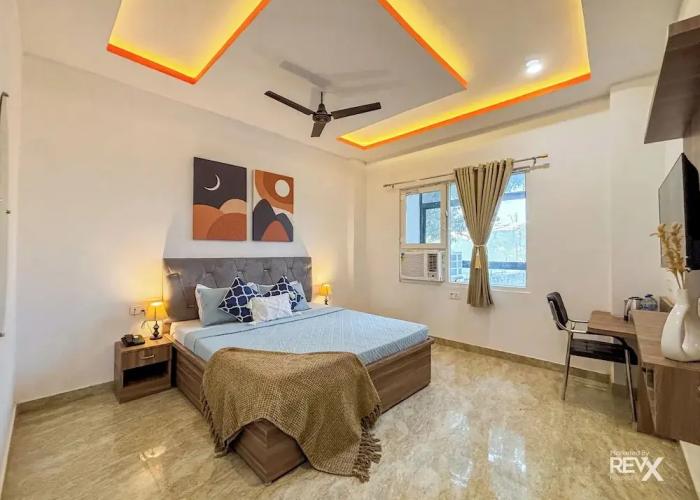 Raghuveer Sadan, Near Ram Mandir - 10 Min Walk