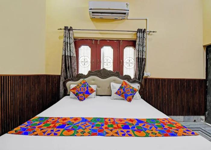 Fabhotel Raghunandan Inn