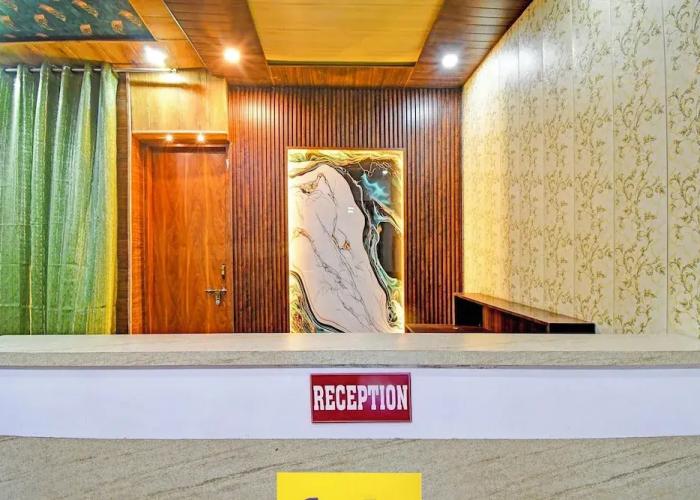 Fabhotel Raghunandan Inn