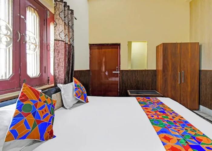 Fabhotel Raghunandan Inn