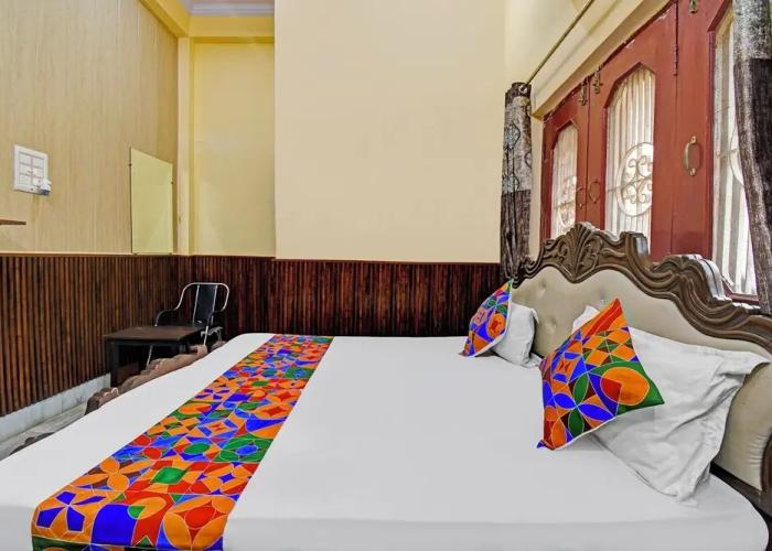Fabhotel Raghunandan Inn