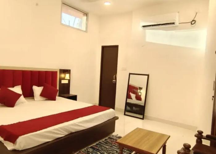 Raghav Stay Inn