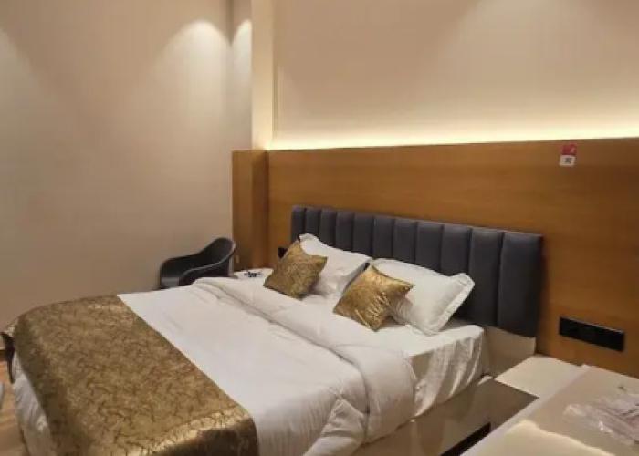 Hotel Parth