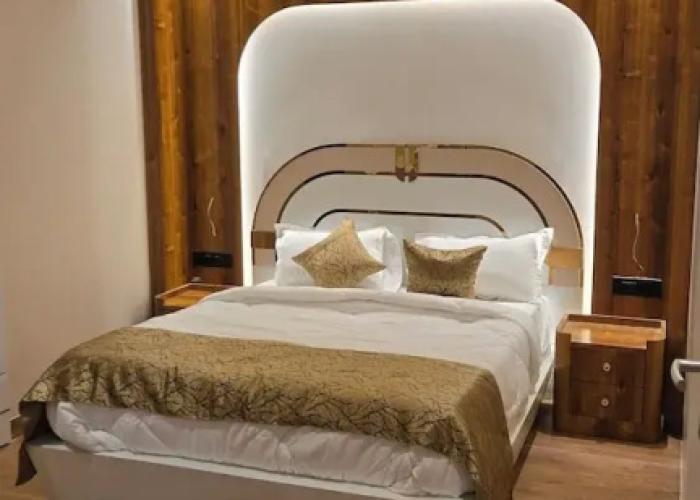 Hotel Parth