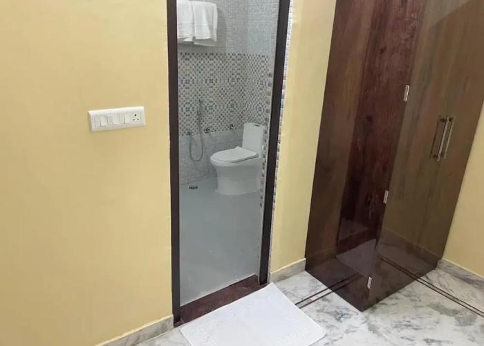 Saraswati Luxurius Home Stay