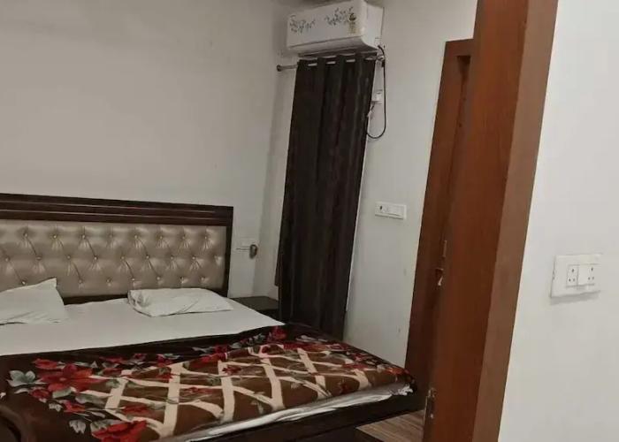Shivam Guest House