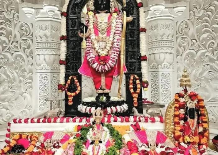 Shri Ayodhya Dham Hotel And Restaurant