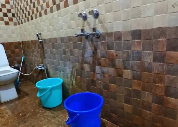 Shri Ayodhya Dham Hotel And Restaurant