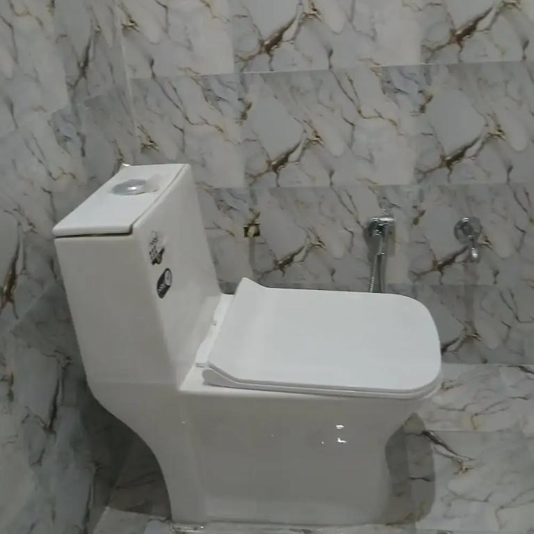 фото Awadh Biharee Inn