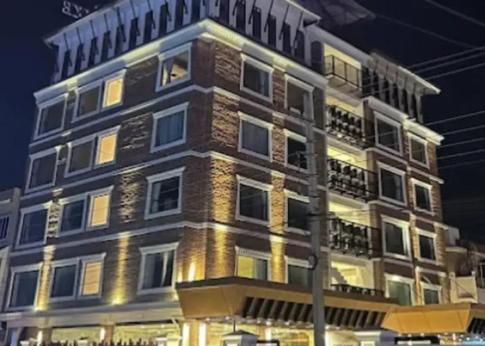 Velvet Luxe Hotel