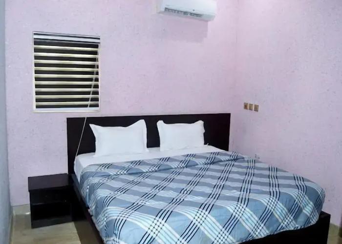 Tatiana Hotel and Suites