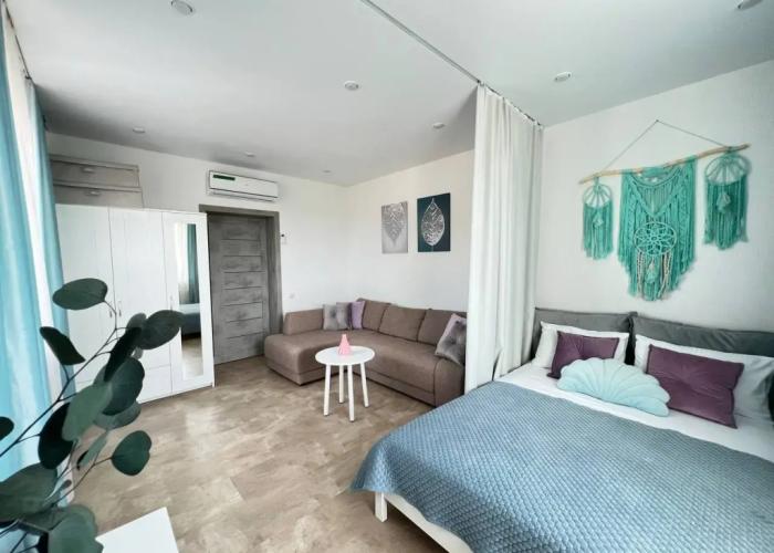Shestimestnye Odnokomnatnye Lyuks Apartments