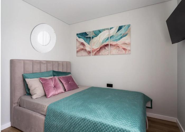 Frukty Rent Lyuks Shestimestnye Apartments