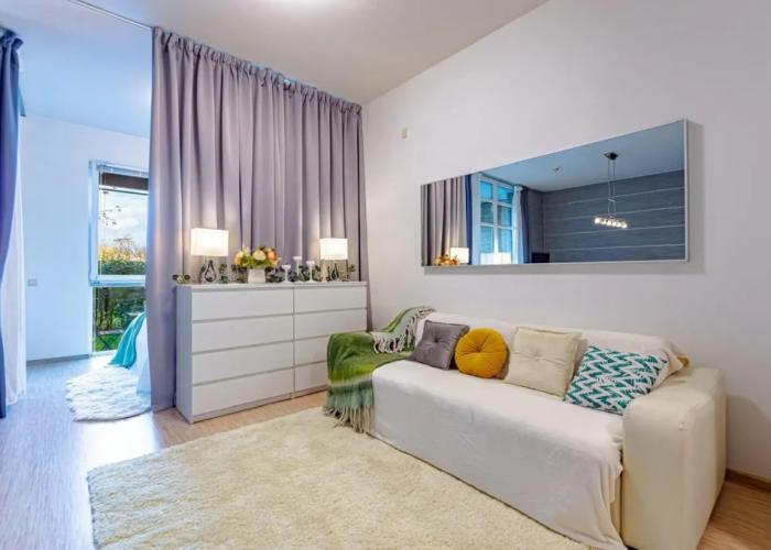 Uyutnaya Studiya S Terrasoy Apartments