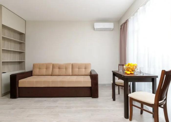 Studiya S Panoramnym Zastekleniem Dlya 3 Gostey Apartment