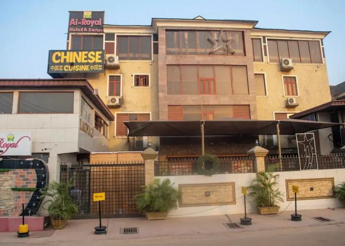 Ai-Royal Hotel & Suites