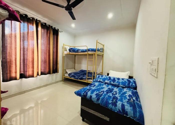 Prafull Hotel
