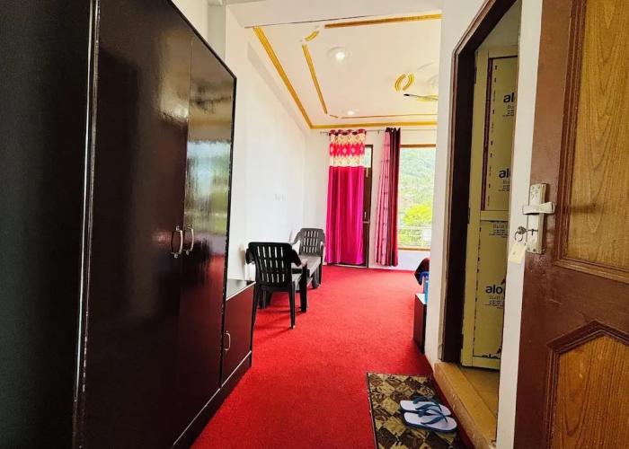 Prafull Hotel