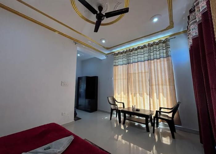 Prafull Hotel