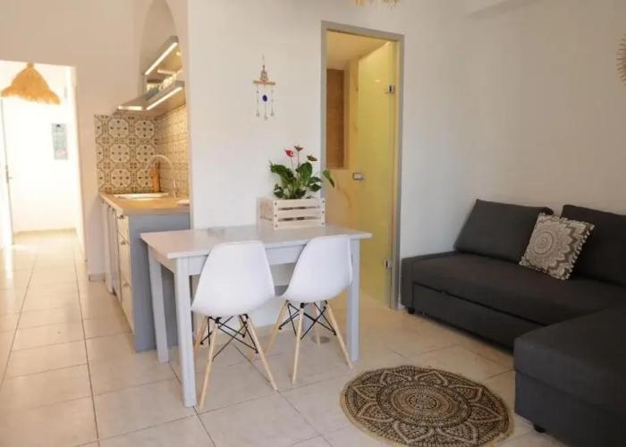 Maria Apartments by Checkin