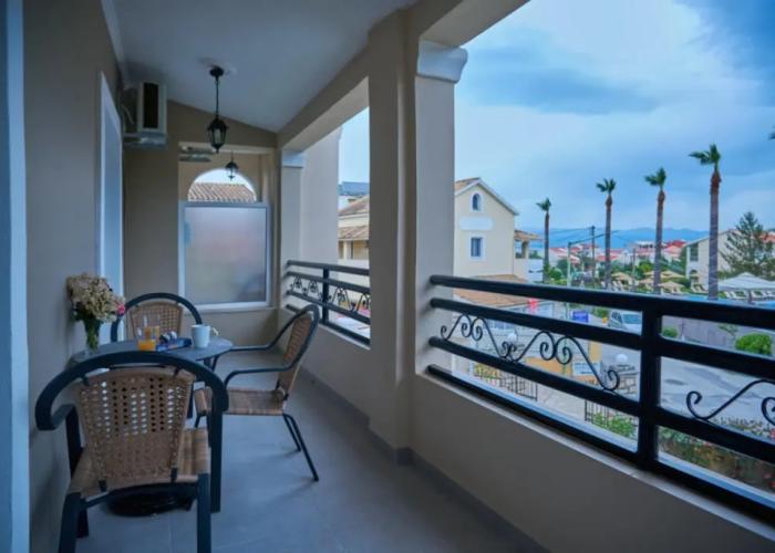 Fiona Apartments