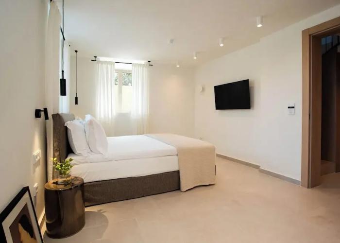 Kukutseli Country Living by White Dream